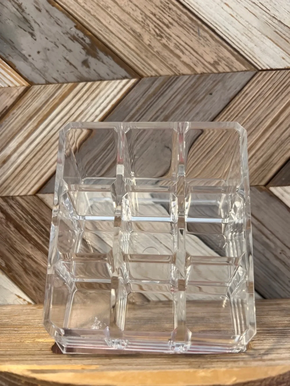 Clear Acrylic 9-Compartment Lipstick Organizer - Transparent